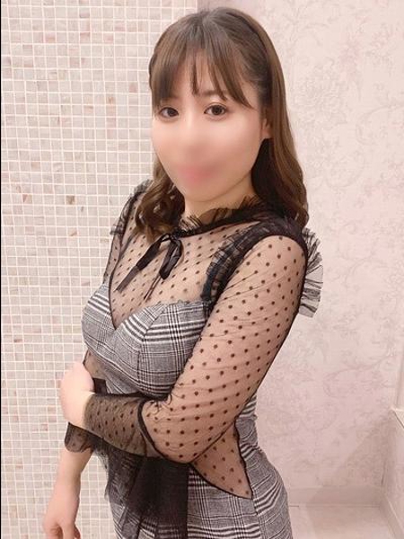 ななみ