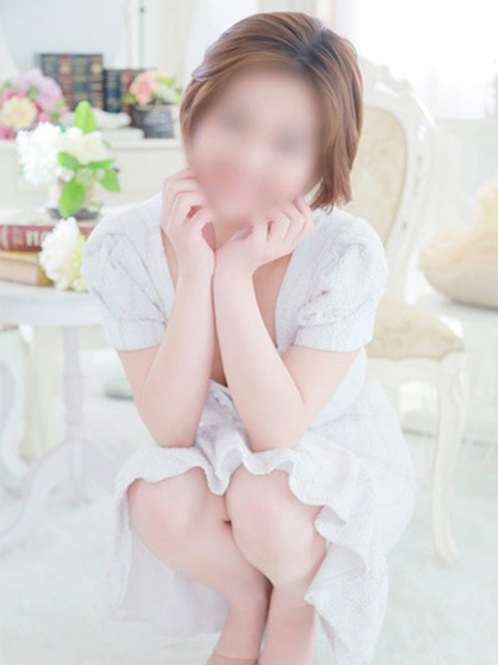 えめ